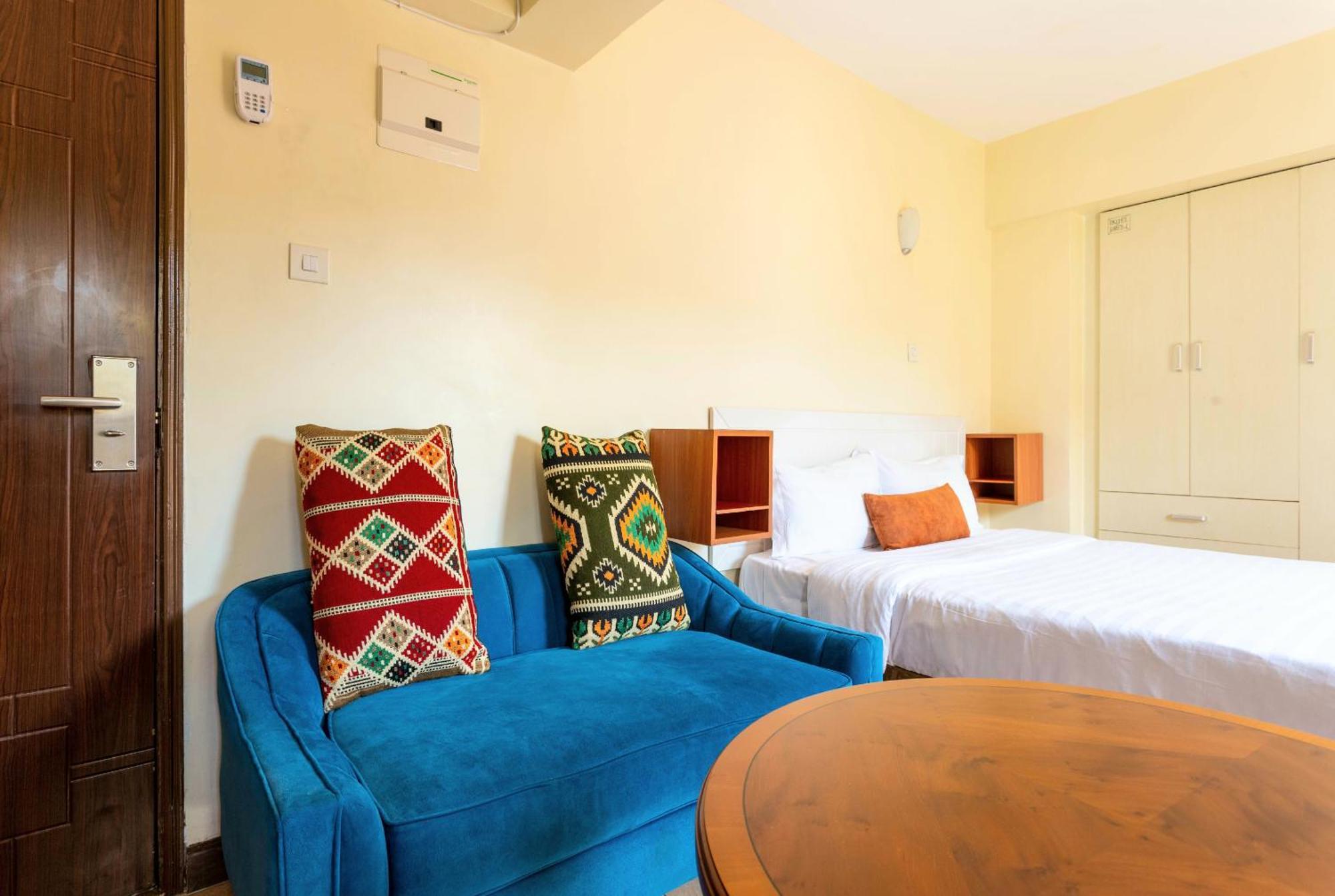 City View With Rooftop Pool - Studio Nairobi Exterior foto