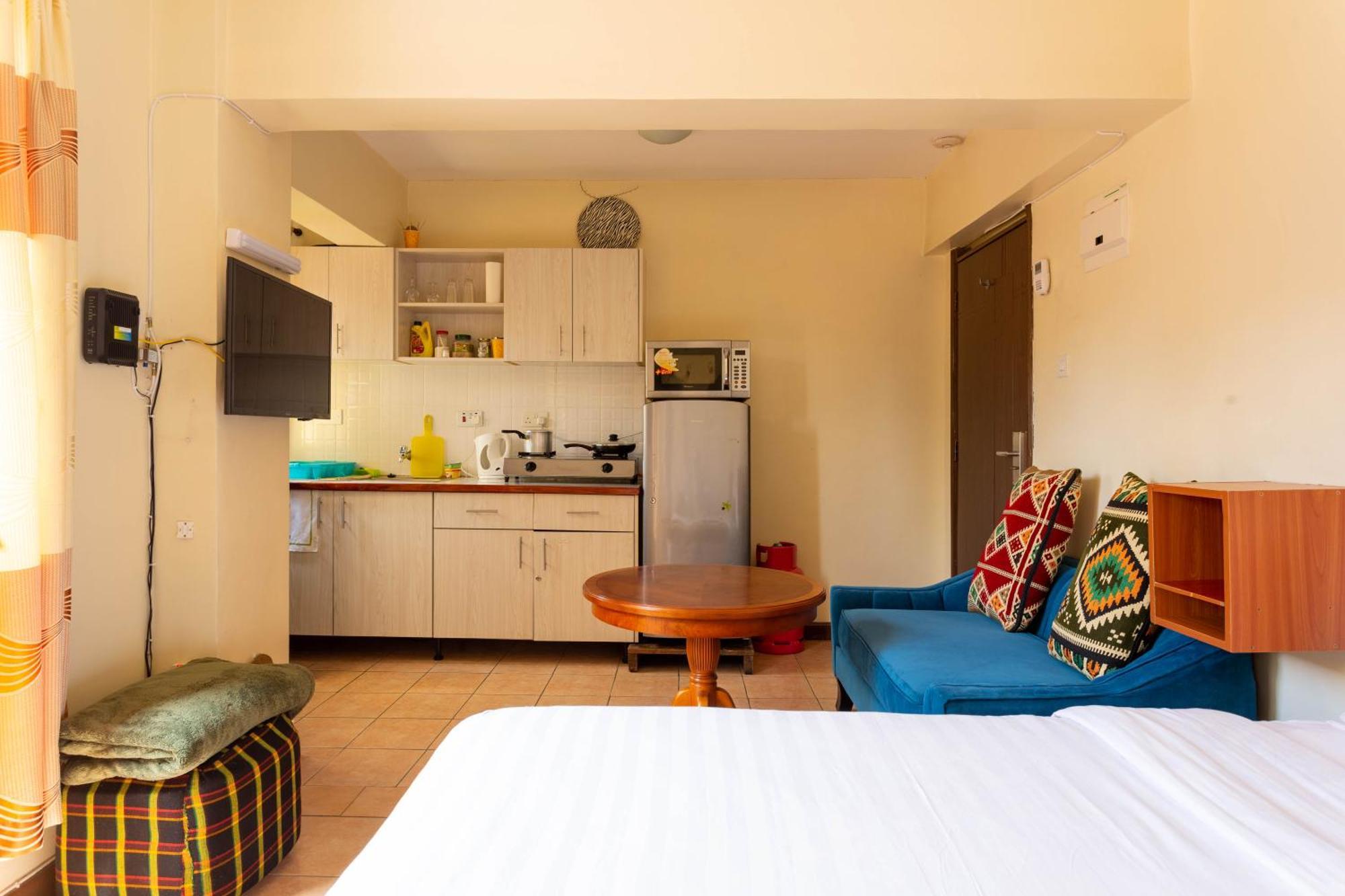 City View With Rooftop Pool - Studio Nairobi Exterior foto